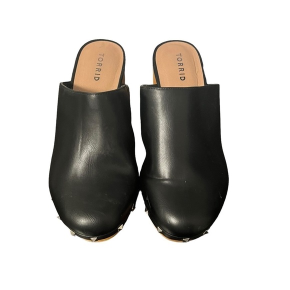 Torrid Platform Wooden Heel Mule - Picture 3 of 11